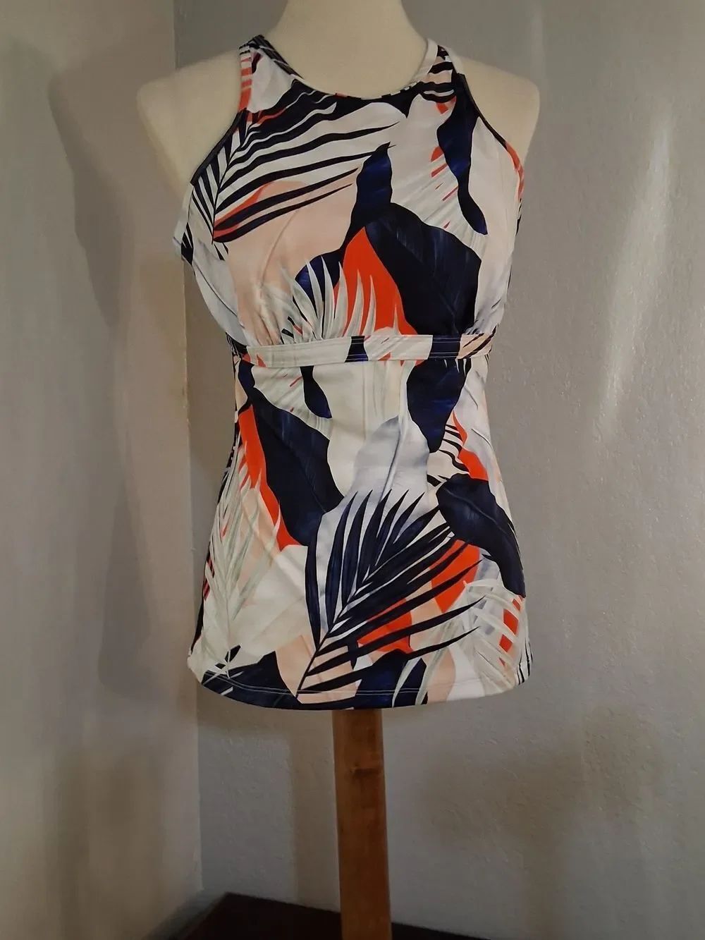 Athleta White One-Piece Swim with Navy and Orange Trim Size 40B/C
